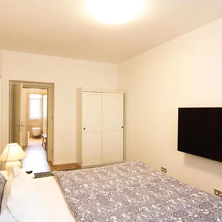 Apartment Expat House Ii