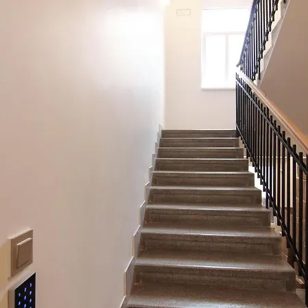 Expat House Ii Apartment Prague