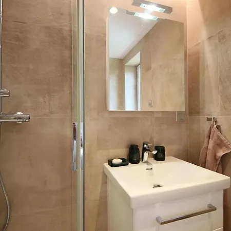 Expat House Ii * Prague