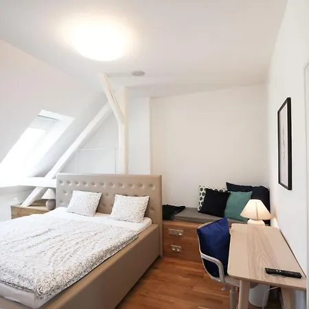 Daire Expat House Ii Prag