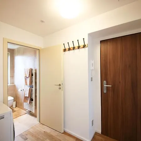 Apartment Expat House Ii *