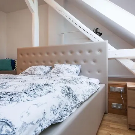 Apartment Expat House Ii *