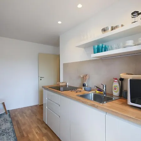 Apartment Expat House Ii *